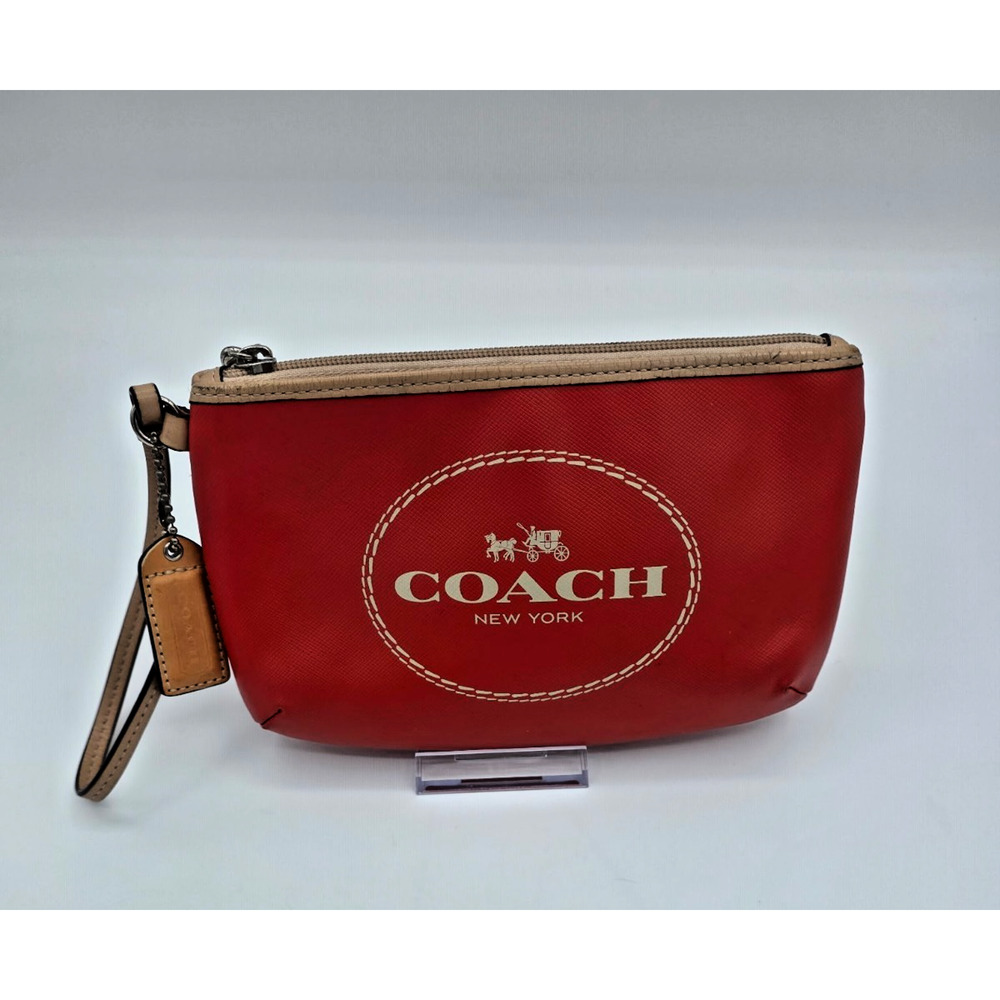Coach New York Horse Carriage Logo Red Orange Saffiano Zip Wristlet with Hangtag